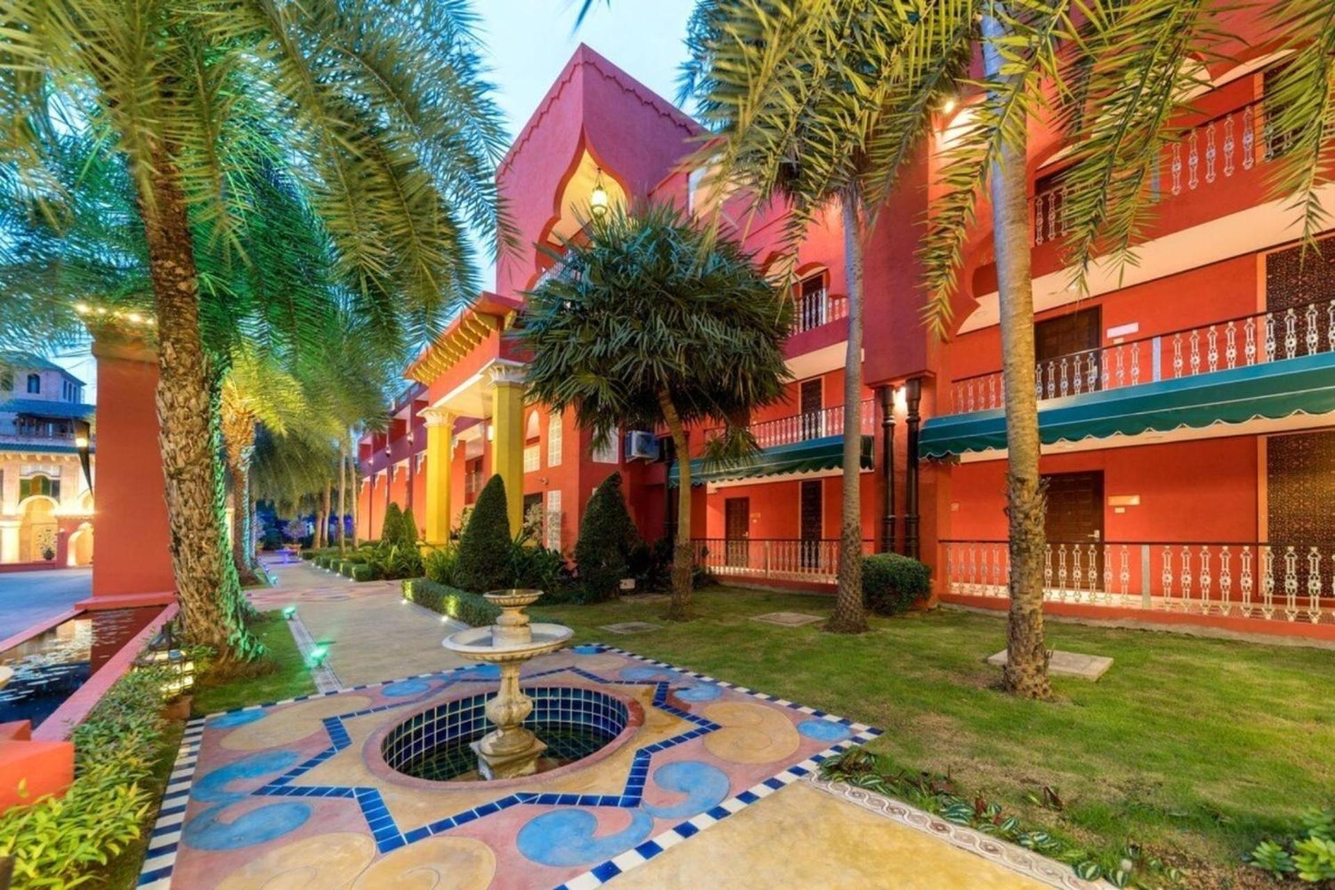 Sheik Istana Hotel Chiangmal Chiang Mai Zewnętrze zdjęcie