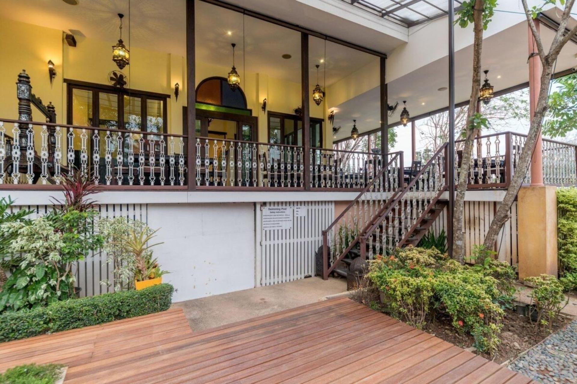 Sheik Istana Hotel Chiangmal Chiang Mai Zewnętrze zdjęcie