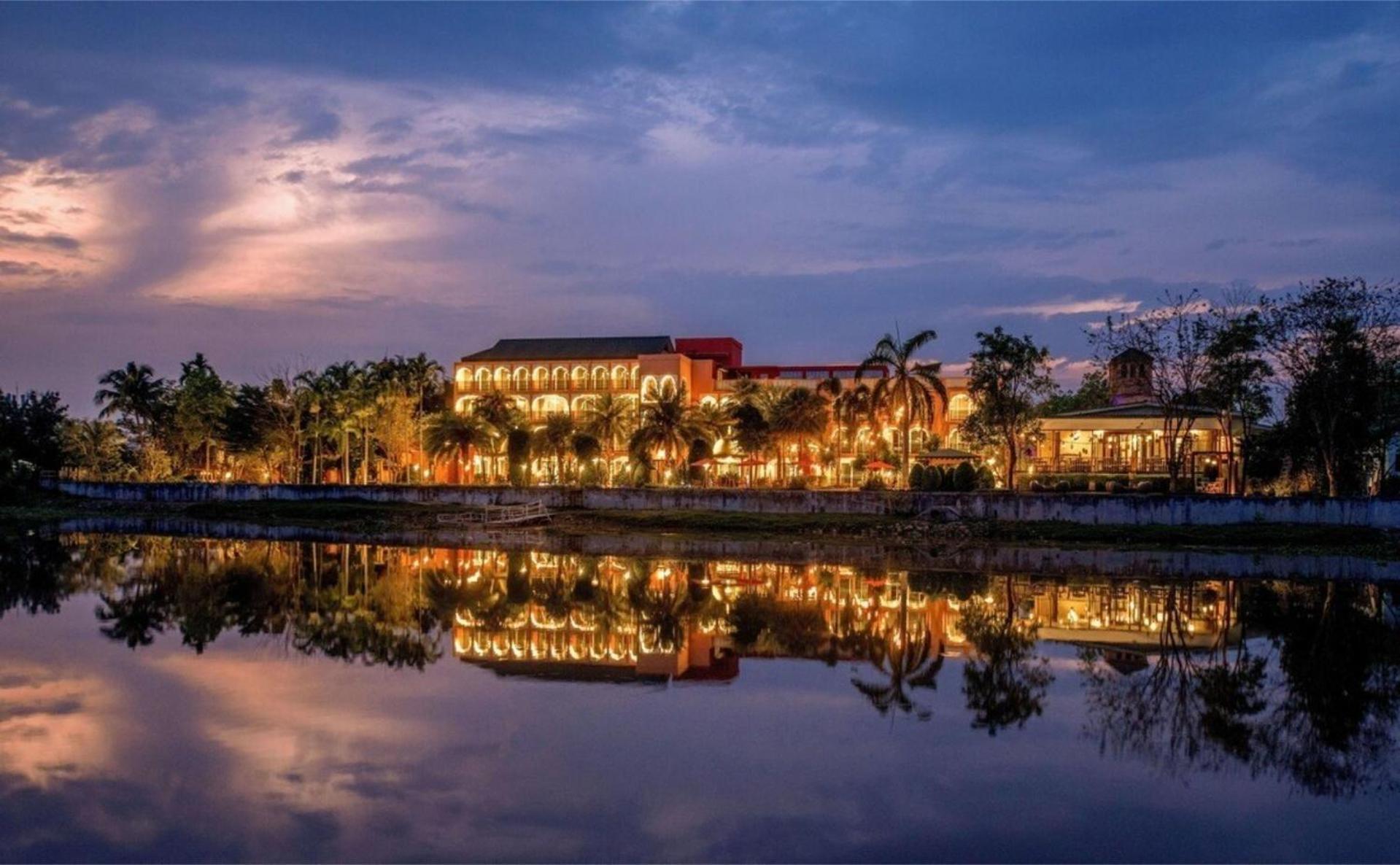 Sheik Istana Hotel Chiangmal Chiang Mai Zewnętrze zdjęcie