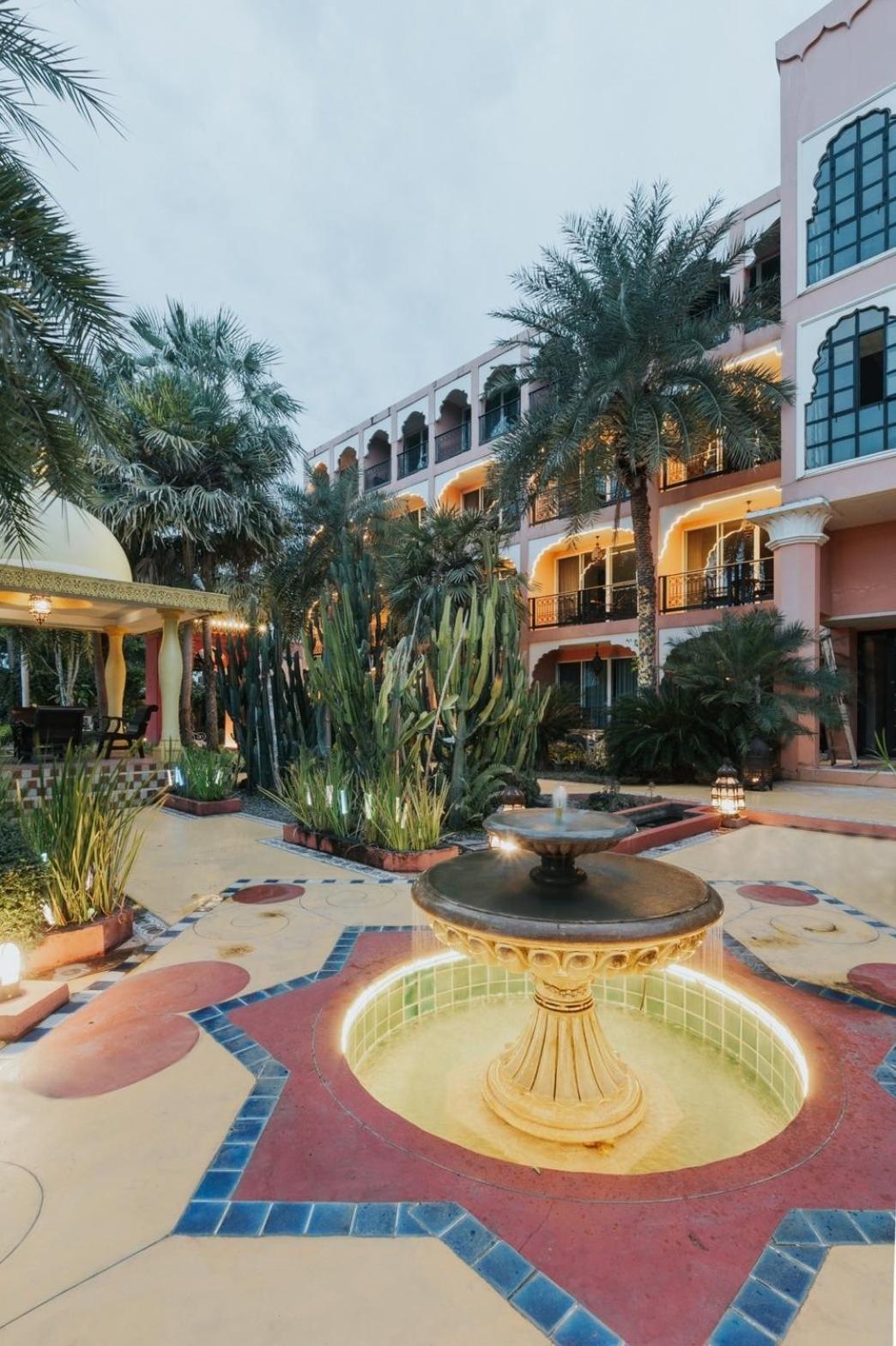 Sheik Istana Hotel Chiangmal Chiang Mai Zewnętrze zdjęcie