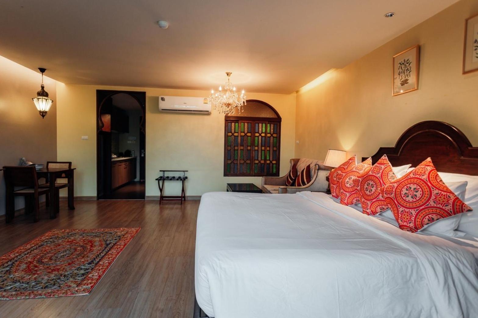 Sheik Istana Hotel Chiangmal Chiang Mai Zewnętrze zdjęcie